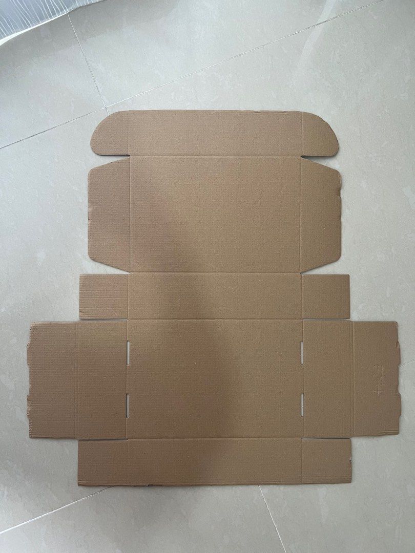 Packaging boxes (2 boxes) (Category: Other Stationery & Craft) located in Singapore. Submitted by kweiwei (Listing ID 1432498768, Image 1). Description: Dimensions 30 X 20 X 8 cm New packaging boxes, selling them because I got the wrong sizes for myself Strictly for self collection only.