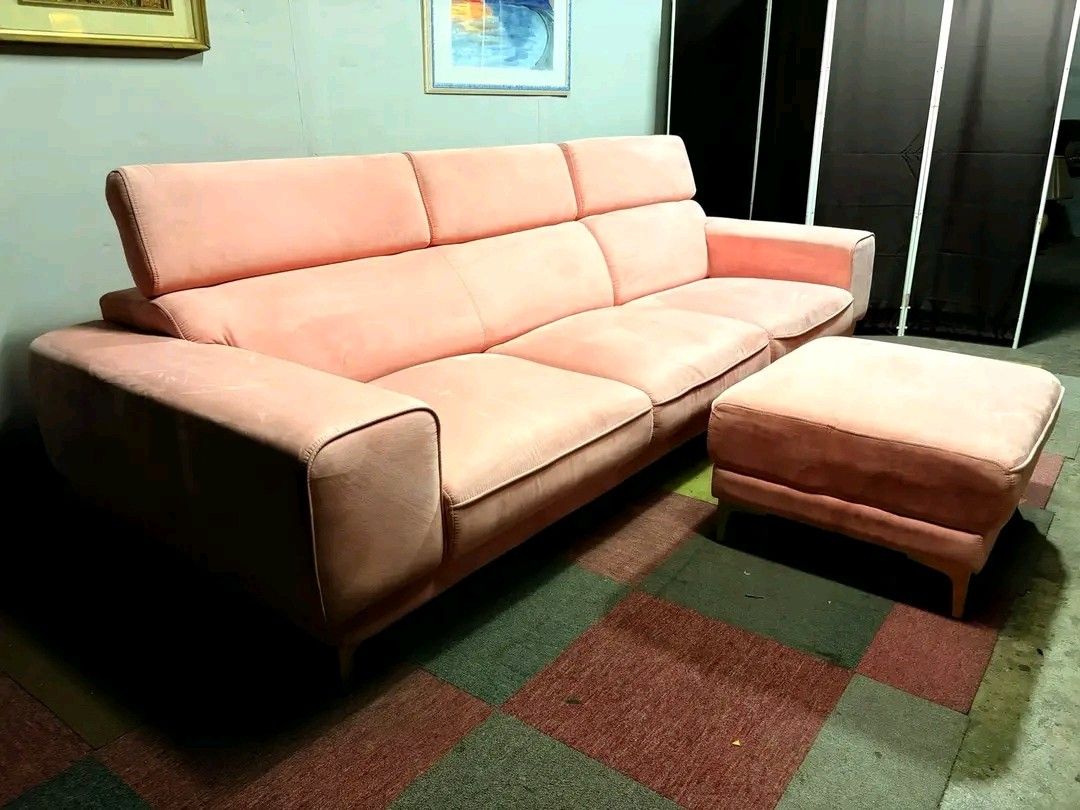 Pink Sofa with Ottoman (Category: Sofas) located in Valenzuela. Submitted by princeraya55649 (Listing ID 1432497570, Image 1). Description: Modern PINK😍 Velvety Sectional L-type Sofa ALMOST BRANDNEW!!! RECLINING HEADREST!!! ANLAKI!!! ANGGANDA!!! SUPER COMFY!!! SUPER SOFT VELVETY FABRIC!!! FLAWLESS!!! NO ISSUES!!! NO ISSUES!!! Price : 30k ✅ *VIDEO ON COMMENT (Actual Color : See Video Comment) 111L x 70W x 17H seat height inches Sandalan height up