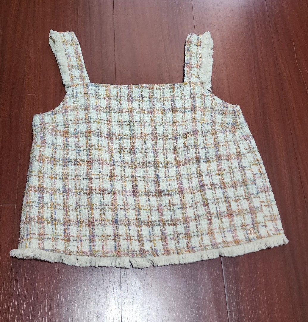 Plains and prints (Category: Sleeveless) located in Cagayan de Oro. Submitted by stephgd (Listing ID 1432593734, Image 1). Description: .