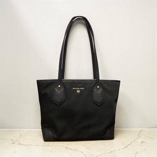 (Category: ) located in . Submitted by shopwithlena (Listing ID 1427165289, Image 1). Description: .