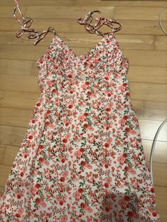 (Category: ) located in . Submitted by clarousells (Listing ID 1432589644, Image 1). Description: .