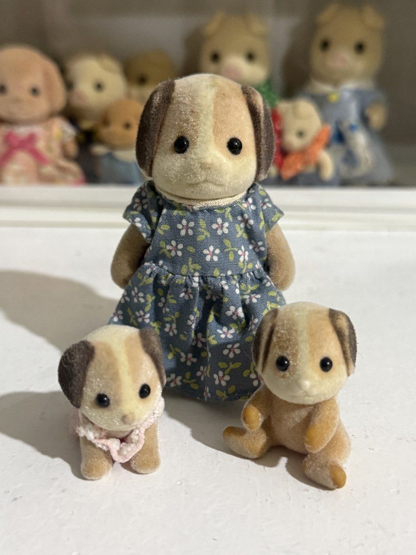 Rare Vintage Sylvanian Families Beagle Dog Family (mother & 2 baby) Figurines (Category: Figurines & Statues) located in Antipolo. Submitted by kiksy.closet (Listing ID 1432596364, Image 1). Description: Rare Vintage Sylvanian Families Beagle Dog Family (mother & 2 baby) Figurines - w scuffings around the ears + one baby has balding around feet/hands - check pics to evaluate condition.