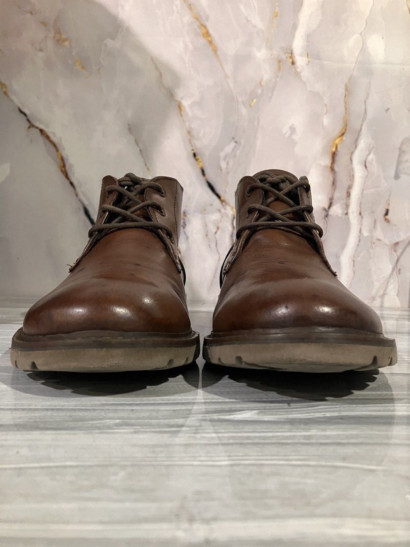 ROCKPORT BROWN LEATHER BOOTS SIZE 8 MEN (Category: Boots) located in General Mariano Alvarez. Submitted by adonid (Listing ID 1432480509, Image 3). Description: ROCKPORT BROWN LEATHER BOOTS ORIGINAL ROCKPORT BROWN LEATHER BOOTS GOOD CONDITION NORMAL SIGN OF USAGE ONLY SIZE 8 MEN.