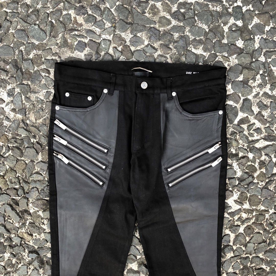 Saint Laurent Five Zipper Leather Paneled Jeans (Category: Jeans) located in Manila. Submitted by stablesource (Listing ID 1432558892, Image 2). Description: Saint Laurent Five Zipper Leather Paneled Jeans Size 32 Dimension: 32-33 Waist 42.5 Full Length 6.5 Leg Opening Excellent Kindly Check All Details Before Purchase🤝.