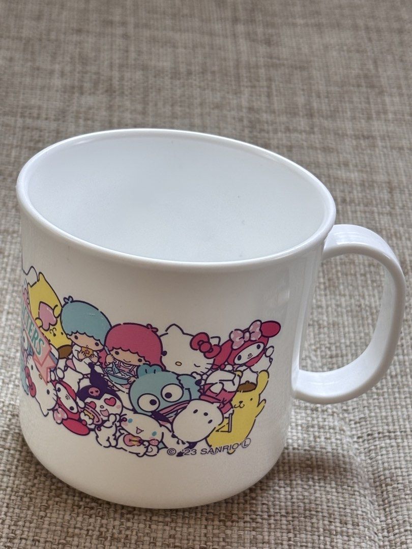 Sanrio characters plastic cup (Category: Coffee & Tea Tableware) located in Calamba. Submitted by cur8d (Listing ID 1432429955, Image 2). Description: .