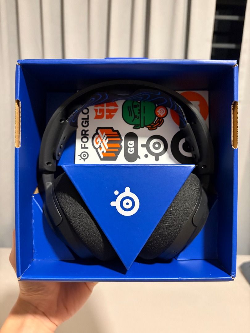 SteelSeries Arctis Nova 5P Wireless Gaming Headset429651846812160001