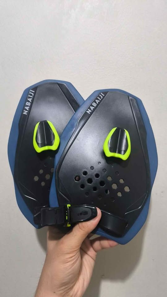 Swimming Gears (Assorted) (Category: Other Sports Equipment and Supplies) located in Makati City. Submitted by johnnormanr.estuista (Listing ID 1432587045, Image 3). Description: Swimming Gears (Assorted) ✅ Nabaiji Training Fins (10/10) -- ₱1,249 ✅ (SOLD!!!) Nabaiji Swimming Paddles Quick-In 500 Size S (9.5/10) -- ₱699 (SOLD!!!) ✅ Nabaiji 900 SWIMMING PULL KICK (9/10) -- ₱950 ✅ (SOLD!!!) Nabaiji Pullbuoy Size M (9/10) -- ₱549 (SOLD!!!) ✅ (SOLD!!!