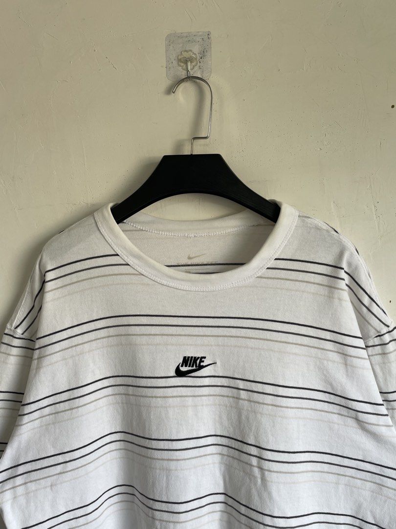 The nike tee shirt ( stripes ) (Category: Tshirts & Polo Shirts ) located in Rizal. Submitted by streetcycle (Listing ID 1432486553, Image 2). Description: .