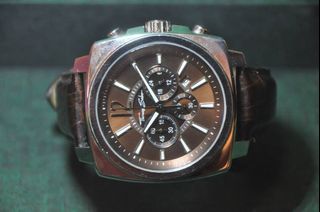 (Category: ) located in . Submitted by shopaholic21 (Listing ID 1432559133, Image 1). Description: .
