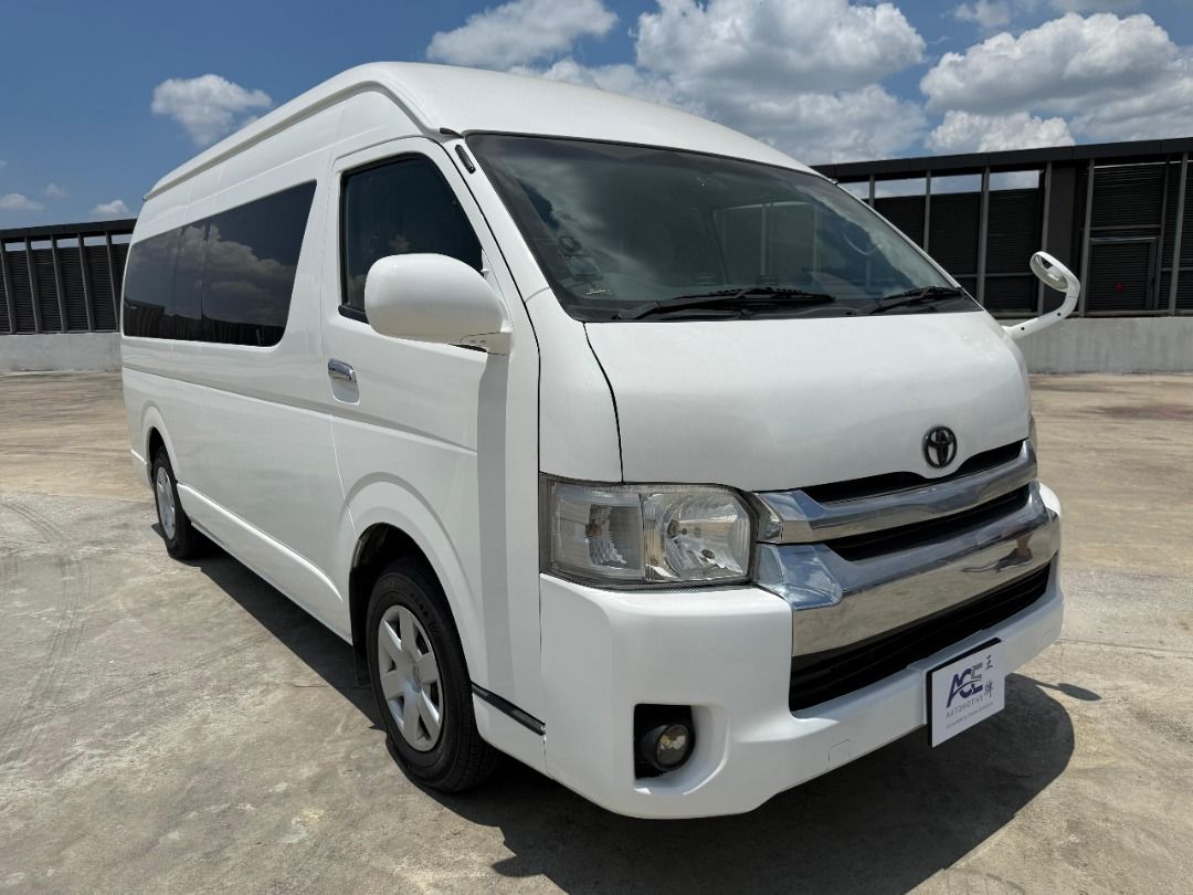 Toyota Hiace Commuter (Category: Used Commercial Vehicles for Sale) located in Singapore. Submitted by ace.andylsc007 (Listing ID 1432547601, Image 2). Description: The Toyota Hiace Commuter is a highly versatile minibus known for its reliability and ability to transport large groups, typically seating between 12 to 15 passengers. It is a popular choice for both family travel and commercial fleet needs. Performance & Engine Modern variants are ty