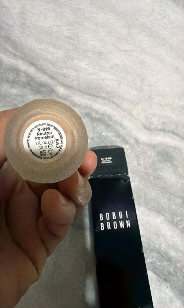 Weightless Skin Foundation (Category: Makeup) located in Pugo. Submitted by abshopfinity (Listing ID 1432526863, Image 2). Description: .