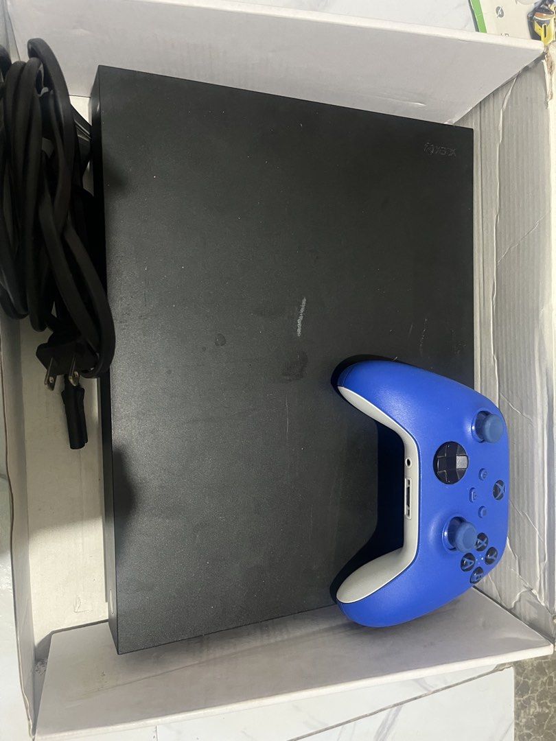 Xbox (Category: Xbox) located in Manila. Submitted by brightriver-55c3 (Listing ID 1432439805, Image 3). Description: For sale : Xbox Series S - 512GB SSD, 4K HDR, 120 FPS, Xbox Velocity Architecture, Backward Compatible, Quick Resume, Smart Delivery, Digital Edition No xbox account Inclusions: •Original HDMI cable and Power cord 1 original xbox series controller With original box No issue DM if interested 15k up pa sa mismong shop.