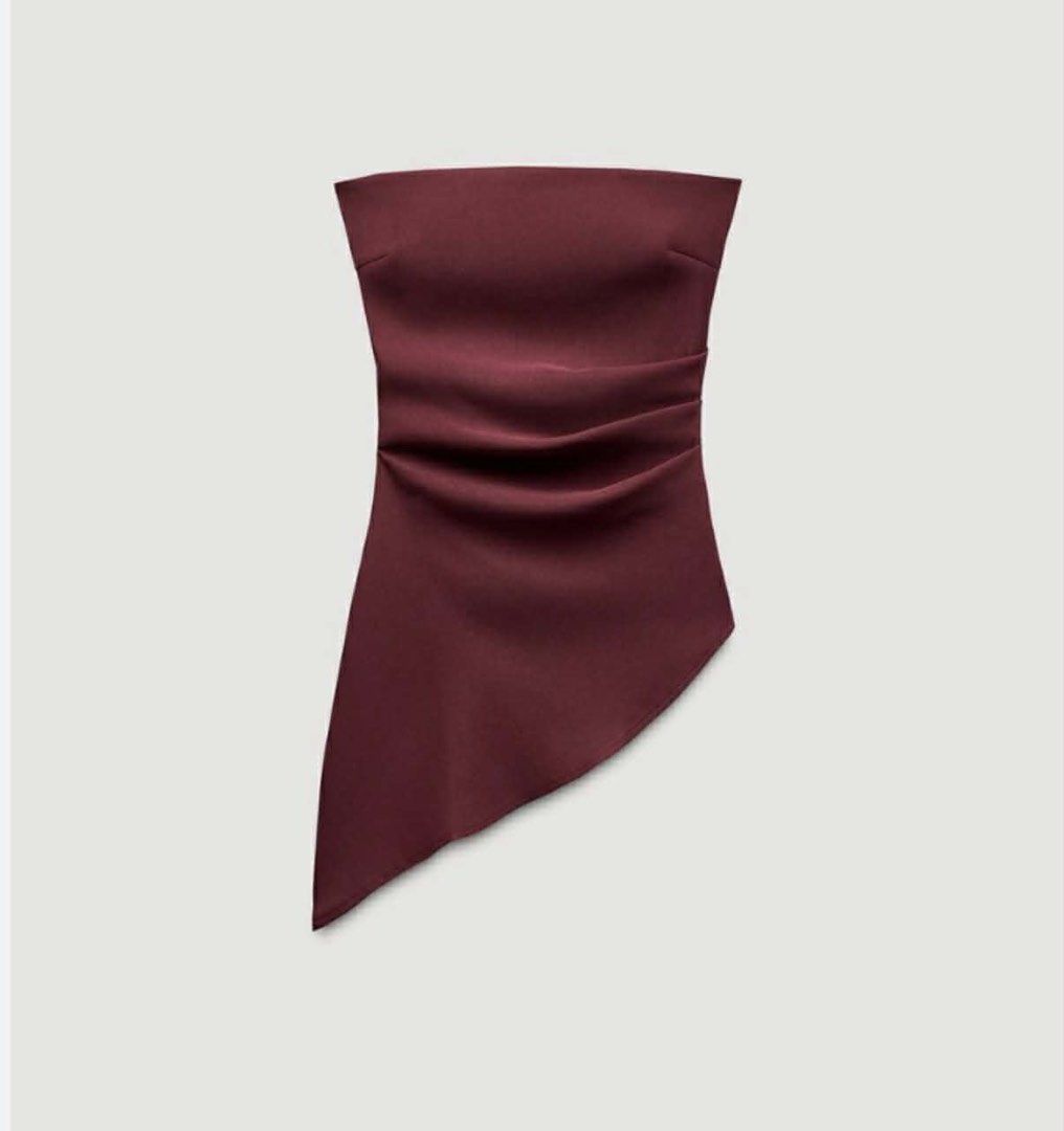 Zara Strapless Top (Category: Sleeveless) located in Cabuyao City. Submitted by declutter_w_mee (Listing ID 1432499053, Image 1). Description: slight thread issue on the side (not obvious) .