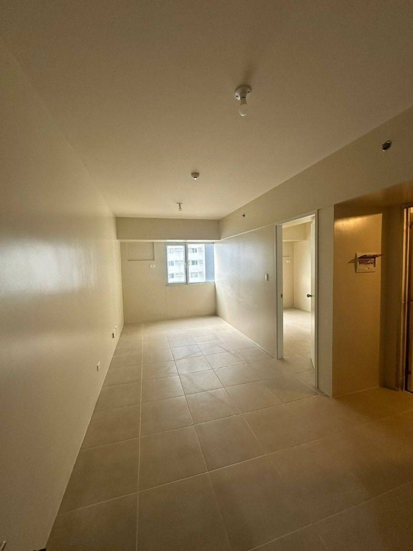 1 Bedroom Bare Avida Towers Turf BGC Php 27,000 (Category: Apartments & Condos) located in Taguig. Submitted by richc10 (Listing ID 1432767551, Image 2). Description: 📢𝗙𝗢𝗥 𝗥𝗘𝗡𝗧 🏢𝗔𝗩𝗜𝗗𝗔 𝗧𝗢𝗪𝗘𝗥𝗦 𝗧𝗨𝗥𝗙, 𝗕𝗚𝗖 ✅ Tower 1 ✅1 Bedroom ✅Bare Unit ✅ 37.52 sqm 𝗥𝗲𝗻𝘁𝗮𝗹 𝗥𝗮𝘁𝗲 : ₱27,000/ 𝗺𝗼𝗻𝘁𝗵𝗹𝘆 📍Inclusive of dues 📍2 + 2, PDC's 📍1 Year lease ⚠️𝐃𝐢𝐫𝐞𝐜𝐭 𝐭𝐞𝐧𝐚𝐧𝐭 𝐨𝐧𝐥𝐲. 𝐓𝐡𝐚𝐧𝐤 𝐲𝐨𝐮!🤗 #bgccondoforrent #BGC
