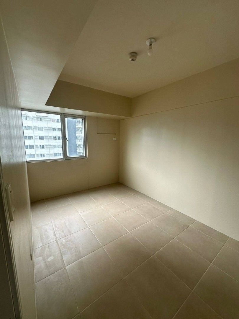 1 Bedroom Bare Avida Towers Turf BGC Php 27,000 (Category: Apartments & Condos) located in Taguig. Submitted by richc10 (Listing ID 1432767551, Image 1). Description: 📢𝗙𝗢𝗥 𝗥𝗘𝗡𝗧 🏢𝗔𝗩𝗜𝗗𝗔 𝗧𝗢𝗪𝗘𝗥𝗦 𝗧𝗨𝗥𝗙, 𝗕𝗚𝗖 ✅ Tower 1 ✅1 Bedroom ✅Bare Unit ✅ 37.52 sqm 𝗥𝗲𝗻𝘁𝗮𝗹 𝗥𝗮𝘁𝗲 : ₱27,000/ 𝗺𝗼𝗻𝘁𝗵𝗹𝘆 📍Inclusive of dues 📍2 + 2, PDC's 📍1 Year lease ⚠️𝐃𝐢𝐫𝐞𝐜𝐭 𝐭𝐞𝐧𝐚𝐧𝐭 𝐨𝐧𝐥𝐲. 𝐓𝐡𝐚𝐧𝐤 𝐲𝐨𝐮!🤗 #bgccondoforrent #BGC