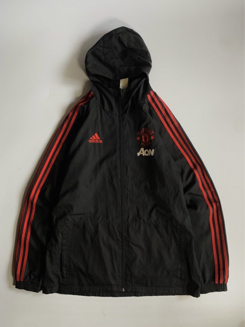 Adidas Manchester United Rain Defender Jacket (Category: Coats, Jackets and Outerwear) located in Mabalacat. Submitted by thriftloots.ph_tyronetongol (Listing ID 1432599624, Image 1). Description: Áďiďasź Manćħèsțer Utd Rain Defender Jacket DIMES: (Inches) 23.5 width 32 length issue: none MINE - ₱ 700.