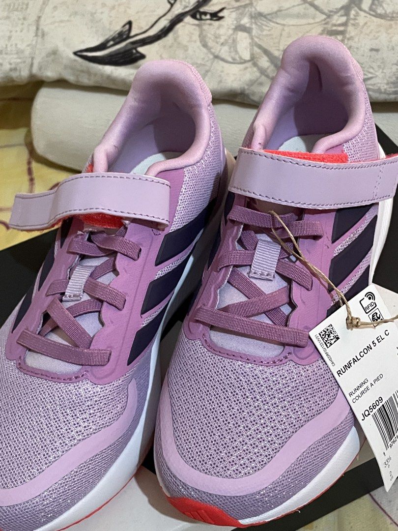 Adidas Runfalcon 5 EL C - Size 2 (Category: Babies & Kids Fashion) located in Magalang. Submitted by bncdb (Listing ID 1432623663, Image 2). Description: - Adidas Runfalcon 5 EL C running shoes - Color: Purple - Size: US 2, UK 1 1/2, EUR 33 1/2 - Easy wear with hook-and-loop strap - Brand new with tags - Includes original box - Model number: JQ5609 - RFS: wrong size.