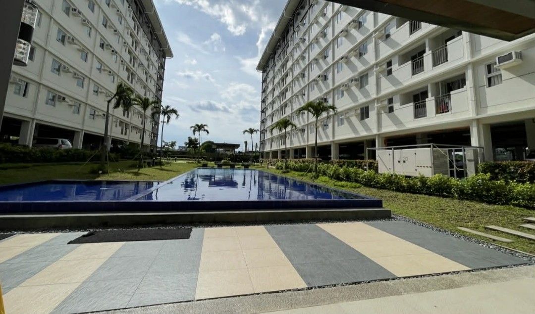 Amaia Steps Alabang by Ayala Land (Category: Apartments & Condos) located in Las Pinas. Submitted by erikashoppe (Listing ID 1432609685, Image 1). Description: 🌇 𝐀𝐌𝐀𝐈𝐀 𝐒𝐓𝐄𝐏𝐒 𝐀𝐋𝐀𝐁𝐀𝐍𝐆 By Ayala Land 📢 Condo for Rent 📌 Alabang-Zapote Road, Almanza Uno, Las Piñas City 🛏 1 Bedroom Fully Furnished 📐 Strong wifi with Netflix 📐 33sqm with Balcony 🛗 3rd floor 🌆 Helena Building 🏋️Amenities 🏊 Swimming pool 🏋️ Fitness Gym 🛋️ Loung