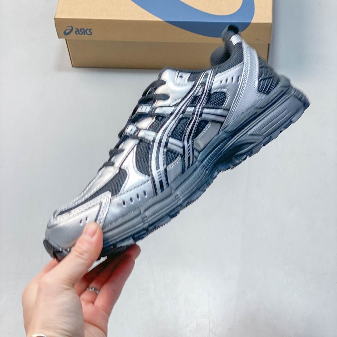 Asics Gel-Sonoma 15-50 Sneakers - Silver/Black (Category: Sneakers) located in Singapore. Submitted by dylangadgetscraze (Listing ID 1432642729, Image 3). Description: ✅ 100% Authentic Guaranteed All items are genuine and brand new. 💰 Fixed Fair Price Best price with low profit — no negotiation. 🎊 Special Offer Get a discount when you buy 2 items. 🚚 Free Shipping Free delivery to your doorstep. 📏 Full sizes 35–45 are in stock..