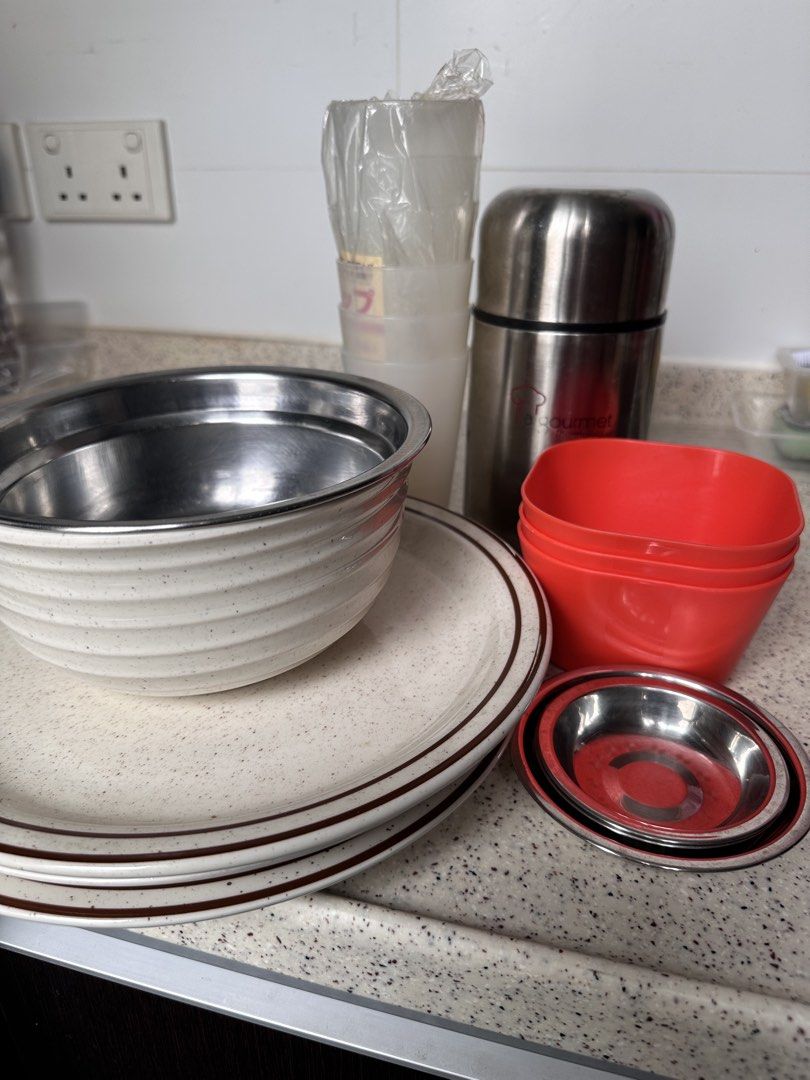 Assorted Kitchenware Set （分類：其他廚具和餐具）位於 Hong Kong。 由 liveeagle-2ea3 提交（商品編號 1432632265，圖片 1）。簡介： 。