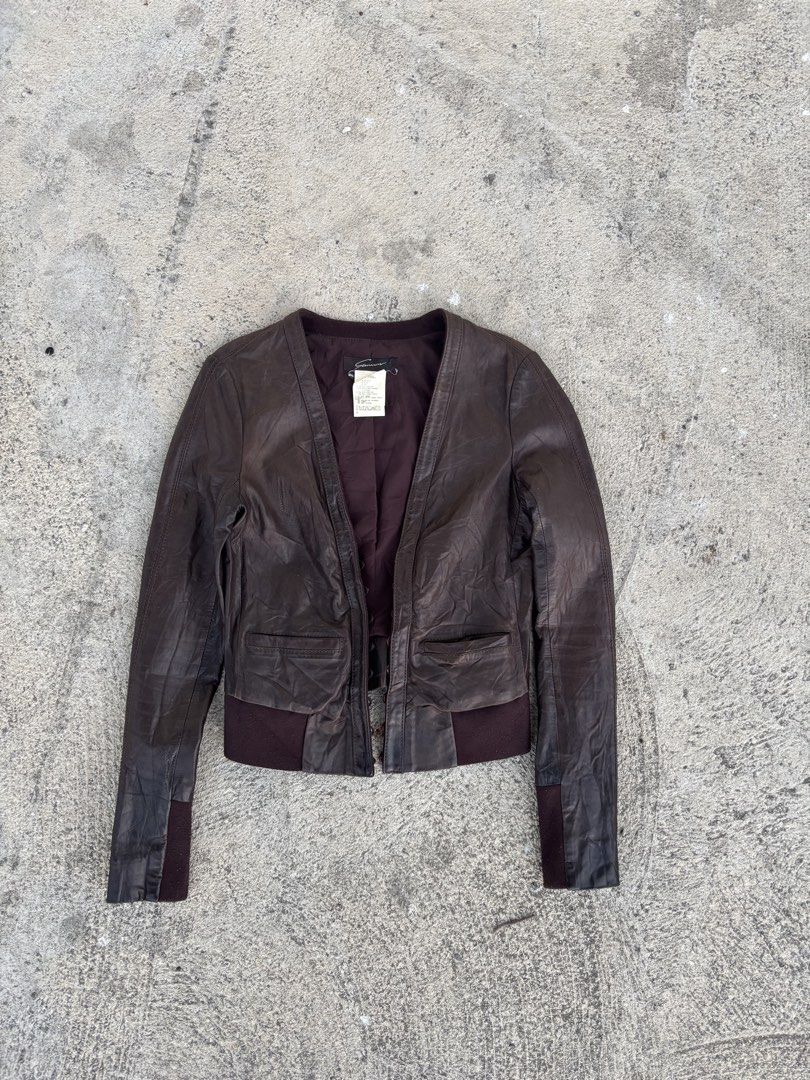 Brown Leather Jacket for Women (Category: Coats, Jackets and Outerwear) located in San Jose. Submitted by jerown (Listing ID 1432722304, Image 1). Description: •L20 x W15 •NO ISSUE •COLOR RATE 9/10 •SURFACE SHEEP RIB MATERIAL .