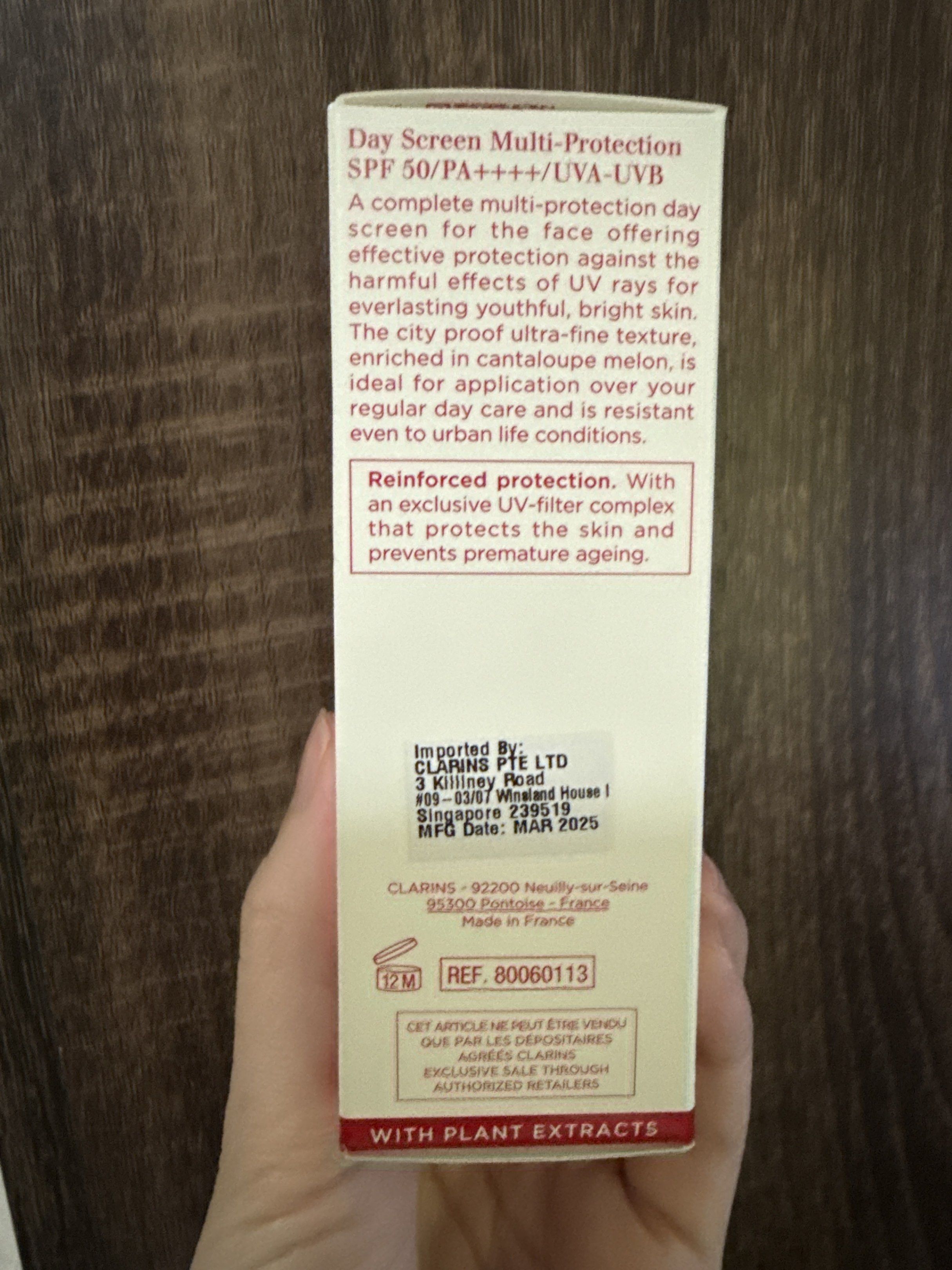 Clarins UV Plus Rosy Glow Day Screen SPF50 (Category: Face Care) located in Singapore. Submitted by littleapple95 (Listing ID 1432609170, Image 2). Description: - Brand new in box Clarins UV Plus Rosy Glow Day Screen Multi-Protection SPF50/PA++++ - 50ml - Provides effective protection against harmful UV rays. - Enriched with cantaloupe melon. 1 for $40, 2 for $70 (negotiable) Only meet up at mrt station for deal.