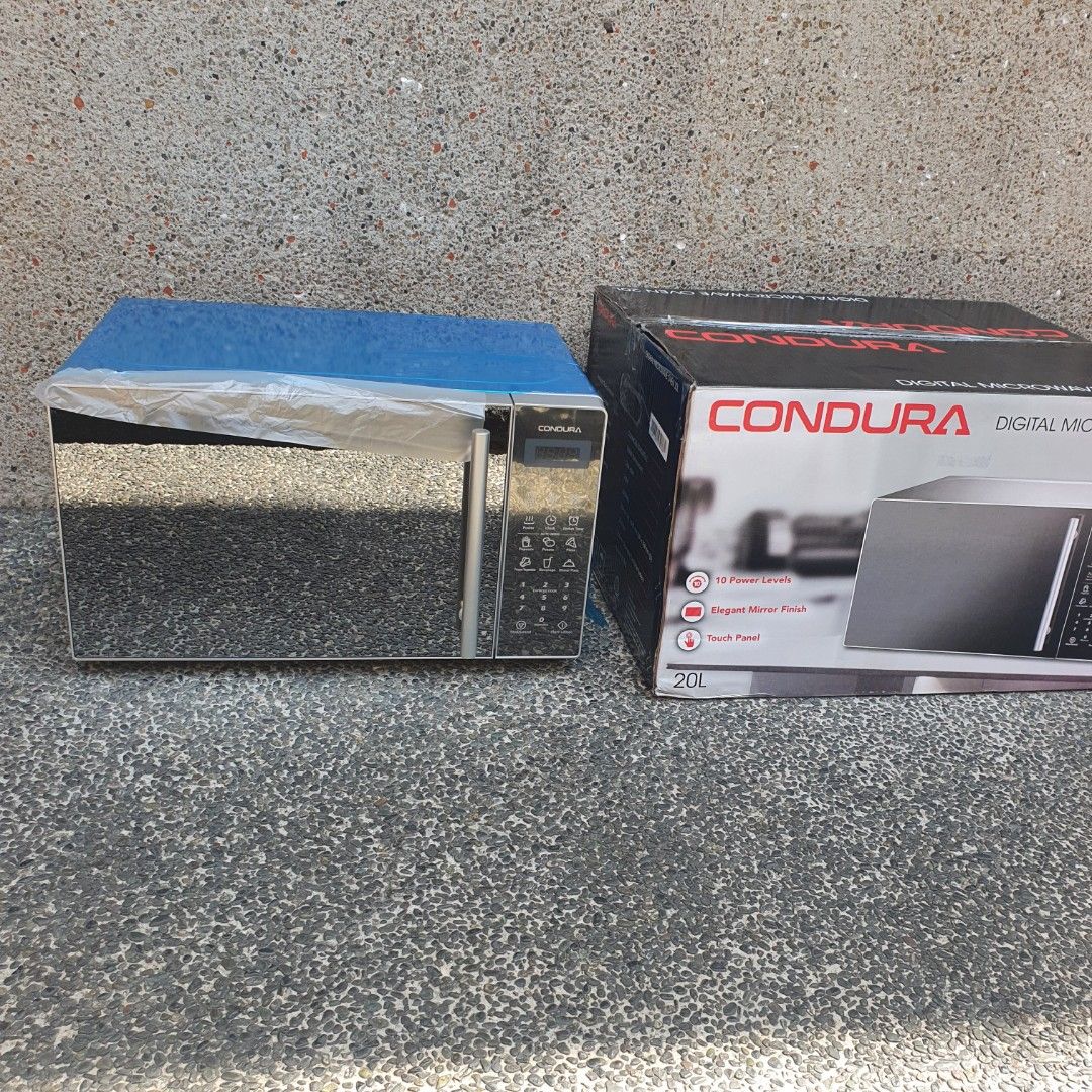 Condura digital microwave oven (Category: Cookers) located in Pasig City. Submitted by last_price_posted (Listing ID 1432732033, Image 2). Description: This is available as long as this is posted/visible listing. You may message me with the answer to the following questions once you are fully decided to purchase, should you need further thinking and canvassing you may just save the listing for future reference. 1. Will you be personally picking i