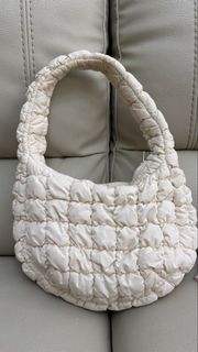 （分類：）位於 。 由 szelamww 提交（商品編號 1432768895，圖片 1）。簡介： 。