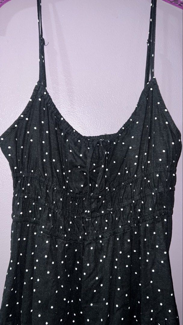 Cotton On Polka Dot Dress (Category: Dresses) located in Quezon City. Submitted by snyt_ (Listing ID 1432716964, Image 2). Description: fits xs-s frame never worn bought in cotton on singapore thick linen fabric.