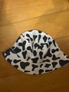 （分類：）位於 。 由 glossierbao 提交（商品編號 1432741880，圖片 1）。簡介： 。