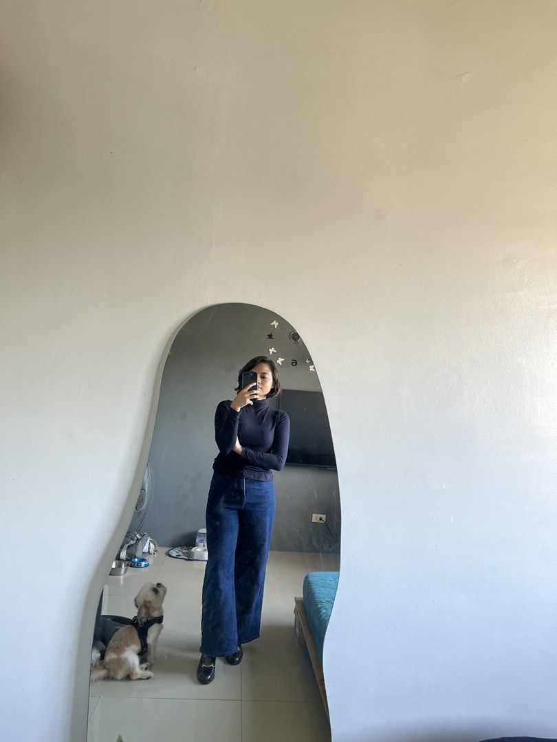 Dark Blue Turtleneck Long Sleeve Top (Category: Longsleeves) located in Mandaluyong City. Submitted by _cfpl (Listing ID 1432498013, Image 2). Description: - Classic black turtleneck top - Long sleeves - Comfortable fit - Versatile for layering - Soft, lightweight fabric - Suitable for casual and formal occasions.