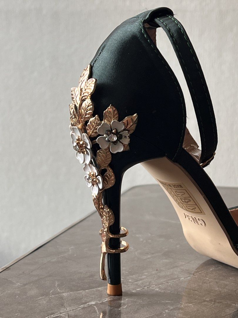 dark green floral embellished heels (Category: Heels) located in Cainta. Submitted by bellistuff (Listing ID 1432652737, Image 3). Description: used once only for a special occasion! [ pointed-toe 4 inch heels ] - size 37 - with minimal discoloration on one flower (see 3rd slide) - bought for 1.3k on shein rfs: decluttering ❗️please manage your expectations❗️ ✿ more details! ✿ 💰 mode of payment/s: — GCash — bank transfer (PNB/UnionBank) — Cash (