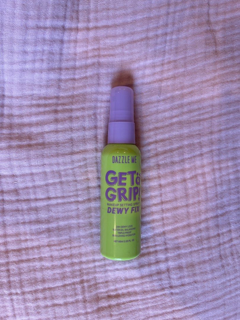Dazzle Me Get to Grip Dewy Fix Makeup Setting Spray (Category: Makeup) located in Manila. Submitted by closetarabella (Listing ID 1432655240, Image 1). Description: - Used once - Bought in Bangkok - Mode of payment: GCash - DM if any inquiries - Price is firm - SF will be shouldered by the buyer ‼️ Any damage incurred during shipping will not be the responsibility of the selle.