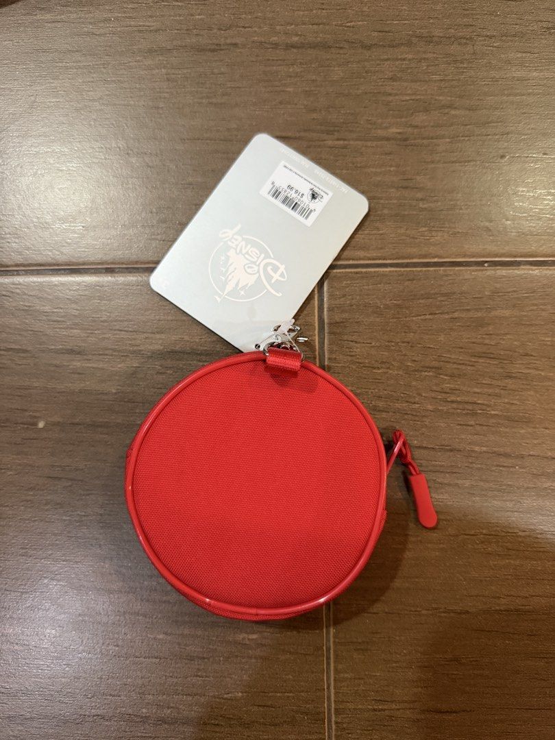 Disney Minnie Mouse Coin Purse (Category: Wallets & Card holders) located in Manila. Submitted by niftycorner.ph (Listing ID 1432726408, Image 2). Description: With Hook From US Florida.
