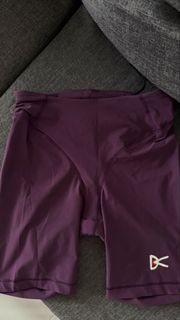 (Category: ) located in . Submitted by a_r_a_ (Listing ID 1432664740, Image 1). Description: .