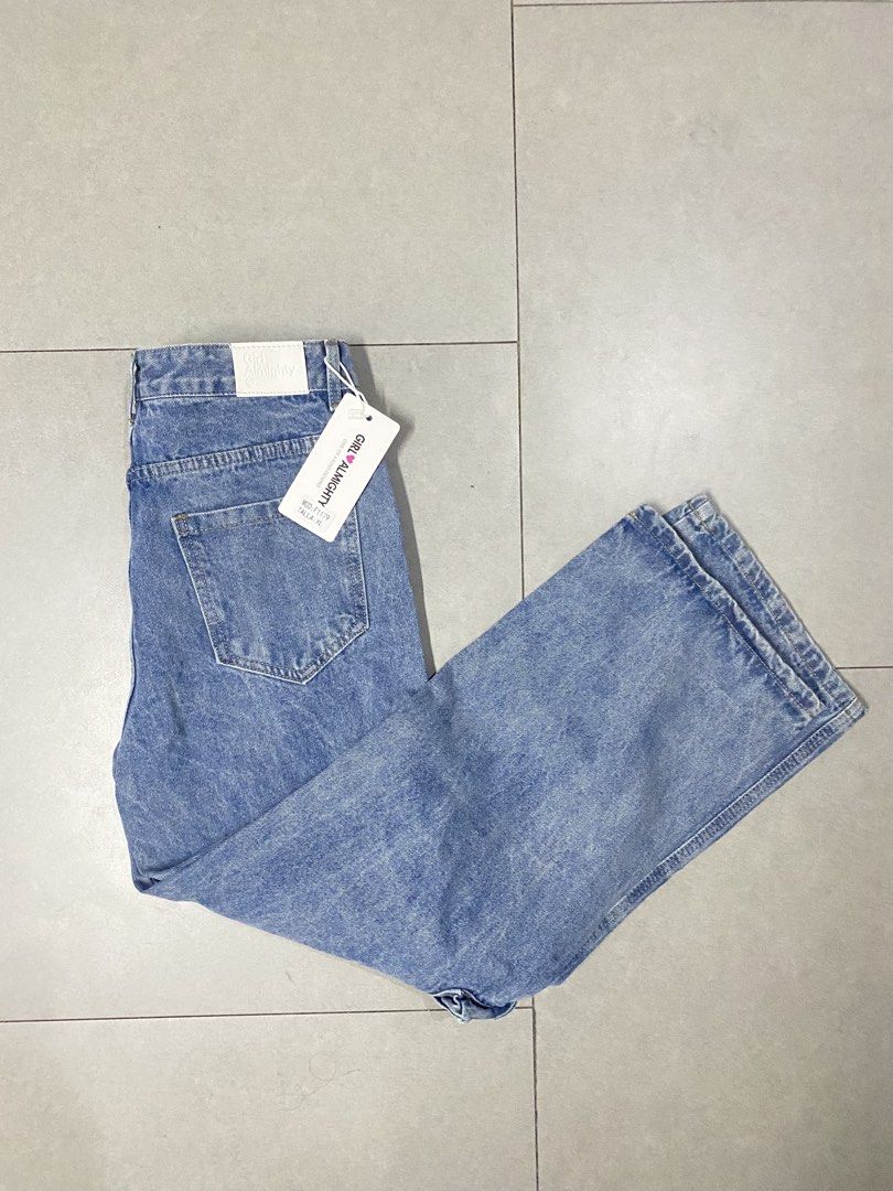 Girl Almighty Cargo Jeans (Category: Jeans) located in Baguio. Submitted by rx.sss (Listing ID 1432599193, Image 3). Description: -Girl almighty denim cargo jeans - brand new, never used after purchasing - Size: 30 (tape measure) - Wide-leg fit - Multiple pockets .