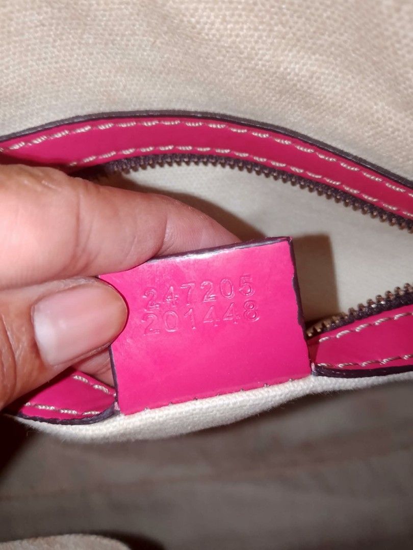 GUCCI BOSTON (Category: Luxury Bags & Wallets) located in Tuguegarao City. Submitted by starzeke (Listing ID 1432766327, Image 3). Description: .