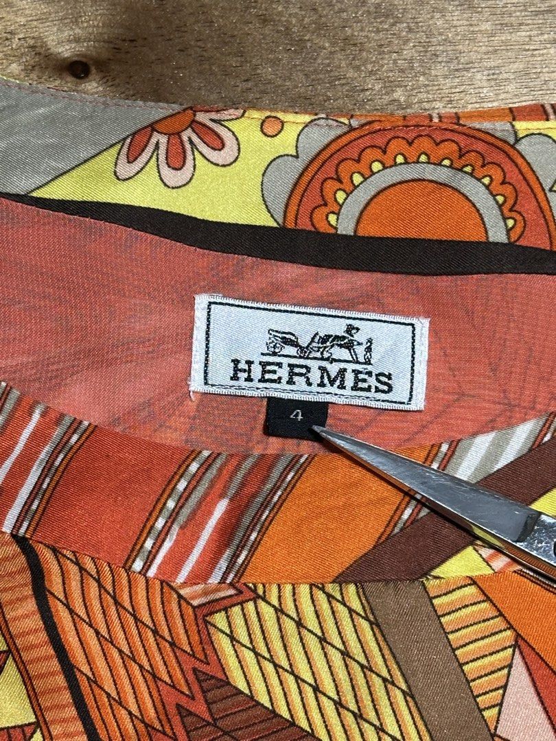 Hermes Foulard Silk Blouse (Category: Blouses) located in Bacolod City. Submitted by dannnsoy (Listing ID 1432608377, Image 2). Description: Hermes Foulard Silk Dress •In very good condition •Dimension: 20” x 31” •Price: 1899 only 📍Note: Color may vary to due lighting and camera resolution. .