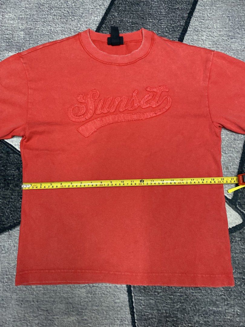 H&M Sunset Embroidered Sweatshirt (Category: Tshirts & Polo Shirts ) located in Las Pinas. Submitted by eFF01 (Listing ID 1432709693, Image 1). Description: - oversized - H&M Sunset Embroidered Sweatshirt - Color: Red - Size: Small - Fit: Loose - Neckline: Crew - Sleeves: Long - Features: Embroidered "Sunset" design - Made in China - Measurements in photos.