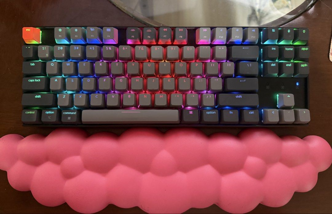 Keychron K8 Mechanical Keyboard (Category: Computer Keyboard) located in Bacoor. Submitted by nixxpreloved (Listing ID 1432620018, Image 1). Description: - Keychron K8 Mechanical Keyboard - Gray Keycap Set - Black Frame - Includes Function and Arrow Keys - Red Switch Used but not abused All keys are working properly Needs thorough dusting Original box and inclusions included RFS: I want to buy a new keyboard.