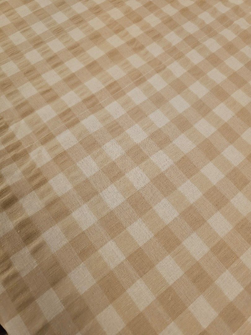 KOO Elsa Tablecloth - Brand New439509397348689923