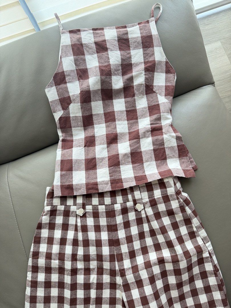 Love Bonito Gingham Checkered Top and Shorts Set (Category: Sets or Coordinates) located in Manila. Submitted by declutteringacct (Listing ID 1432741139, Image 2). Description: Both size XS.