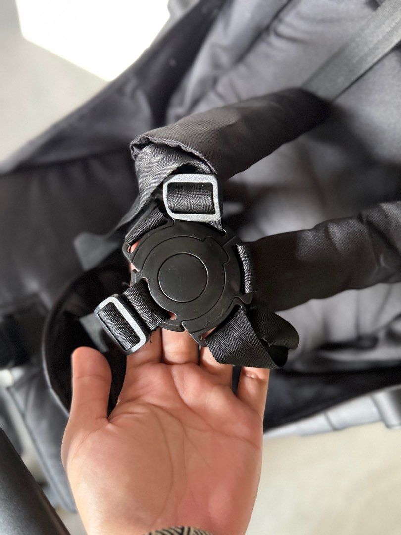Mambo Baby Stroller (Category: Strollers) located in San Antonio. Submitted by alee.sav (Listing ID 1432660566, Image 3). Description: Bought this one on orange app (see photos for original price) Issue/s: -Wala na yung basket/compartment underneath -Scratches 📌Suitable for new born to toddler since full recline siya .