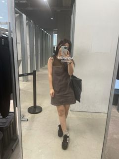 由 ines_secondhand (刊登 ID 1432701203，圖片 1) 提交，位於 的 (類別：)，說明：。