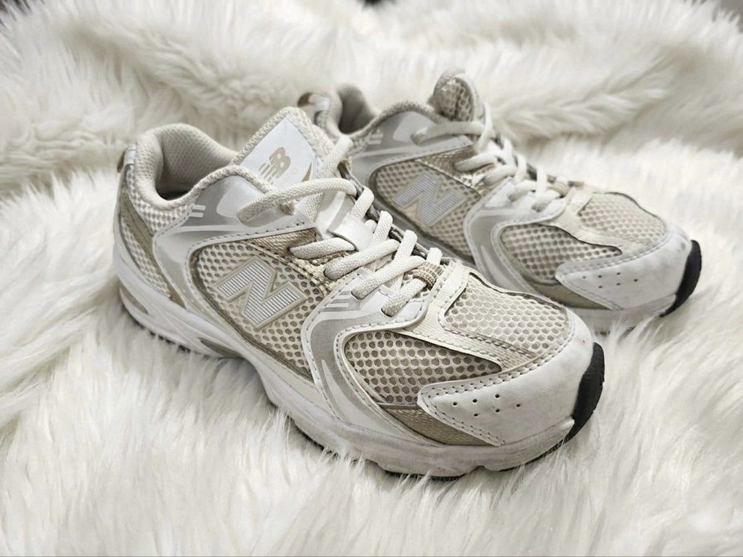 New Balance 530 Kids (Category: Babies & Kids Fashion) located in Cainta. Submitted by anythingtodeclutter_ (Listing ID 1432625237, Image 2). Description: 20cm, 💯 original gently used, signs of wear super cute & comfy!!! in excellent condition 📌 price is negotiable, but no lowball offers, please 🩶 kindly double-check your kid’s size before buying to avoid confusion, please! 🩶 expect some signs of usage since these are preloved 🩶 strictly no 