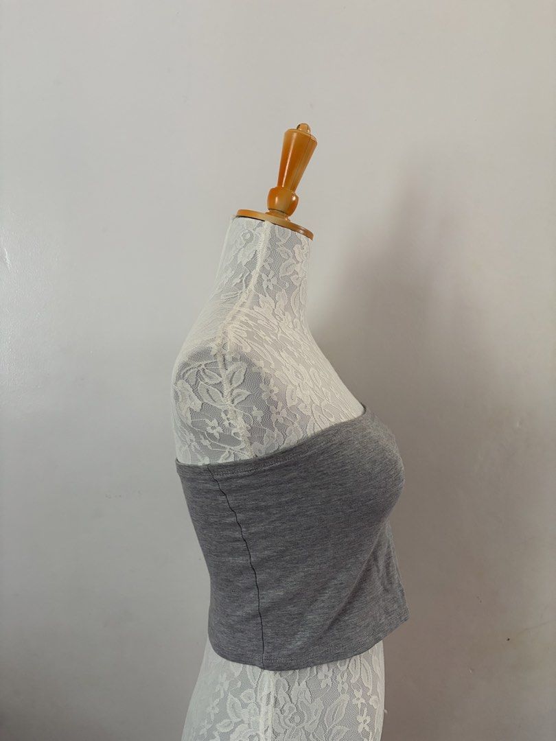New Look Gray Tube Top (Category: Sleeveless) located in Manila. Submitted by _prelouve (Listing ID 1432708064, Image 3). Description: .