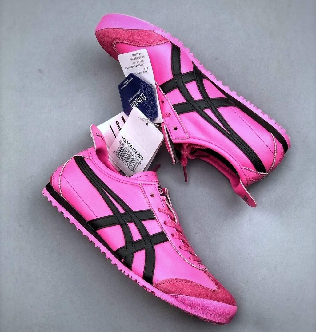 Onitsuka Tiger MEXICO 66 Sneakers, Dragon Fruit / Black (Category: Sneakers) located in Singapore. Submitted by tuyyulmiku57759 (Listing ID 1432668412, Image 3). Description: ETA: arrives in 5-7 working days EU36-EU45 Pay on delivery. No deposit needed. Delivery free. Brand new, authentic, with box and tag. Send a private message for other designs..