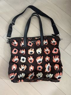 （分類：）位於 。 由 catcatcat2018 提交（商品編號 1432615589，圖片 1）。簡介： 。