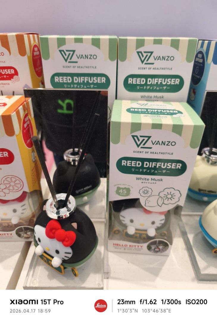 [PRE-ORDER] Authentic VANZO x Hello Kitty, Furniture & Home Living ...