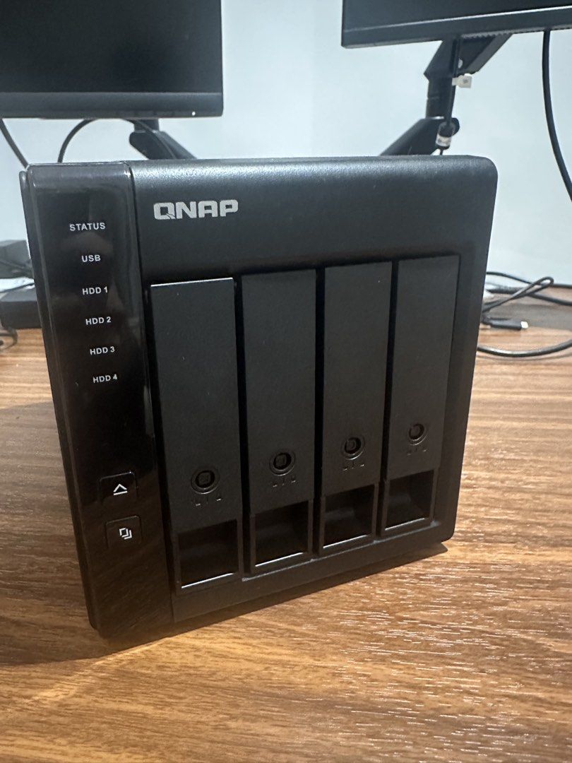 QNAP TR-004 USB External Storage485328810054799360